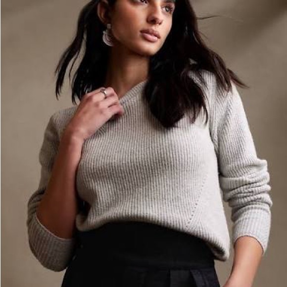 Banana Republic Factory Sweaters - Banana Republic Factory Pointelle Sweater Heather Gray